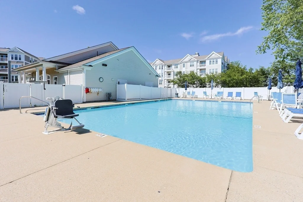 Photo of Unit 307 at 53 Bartlett Way