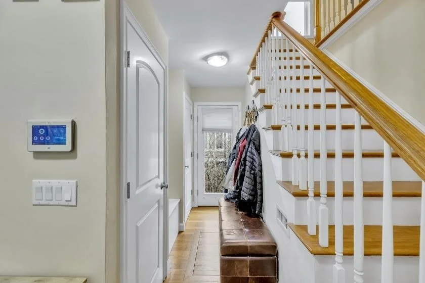 Photo of 304 Red Brook Rd