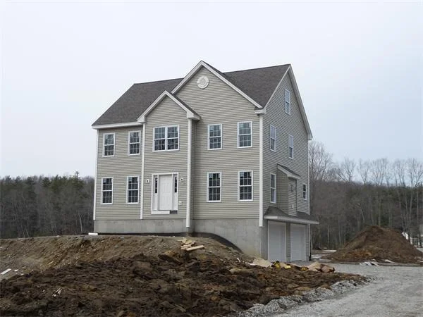 Photo of 79 River Road