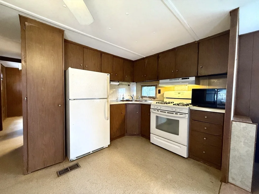 Photo of 38 Lark Dr