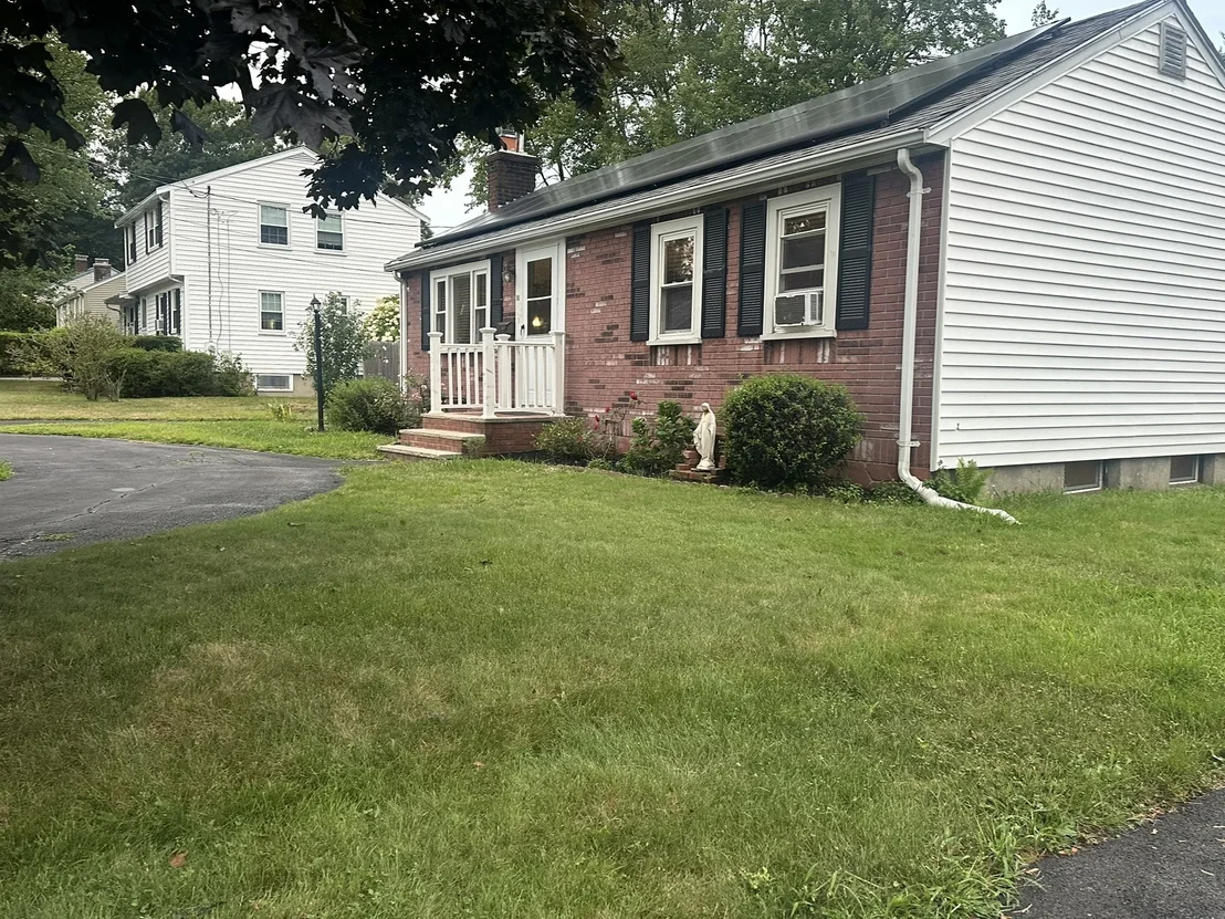 Photo of 10 Milton Ter