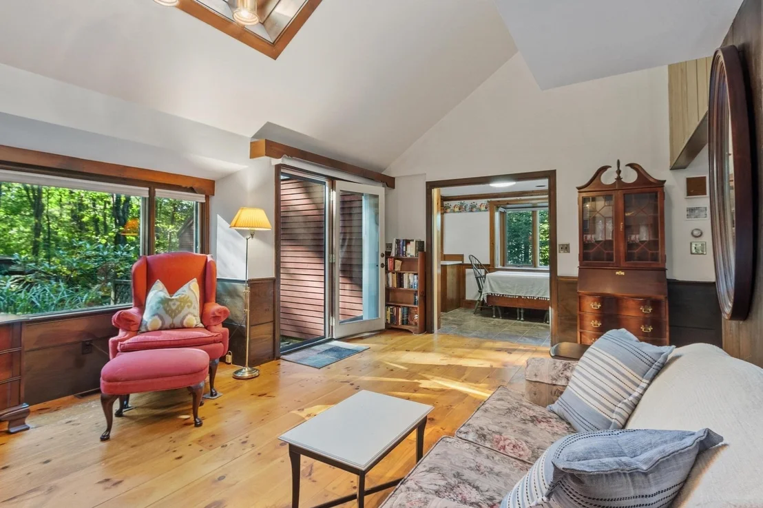 Photo of 56 Whitney Road