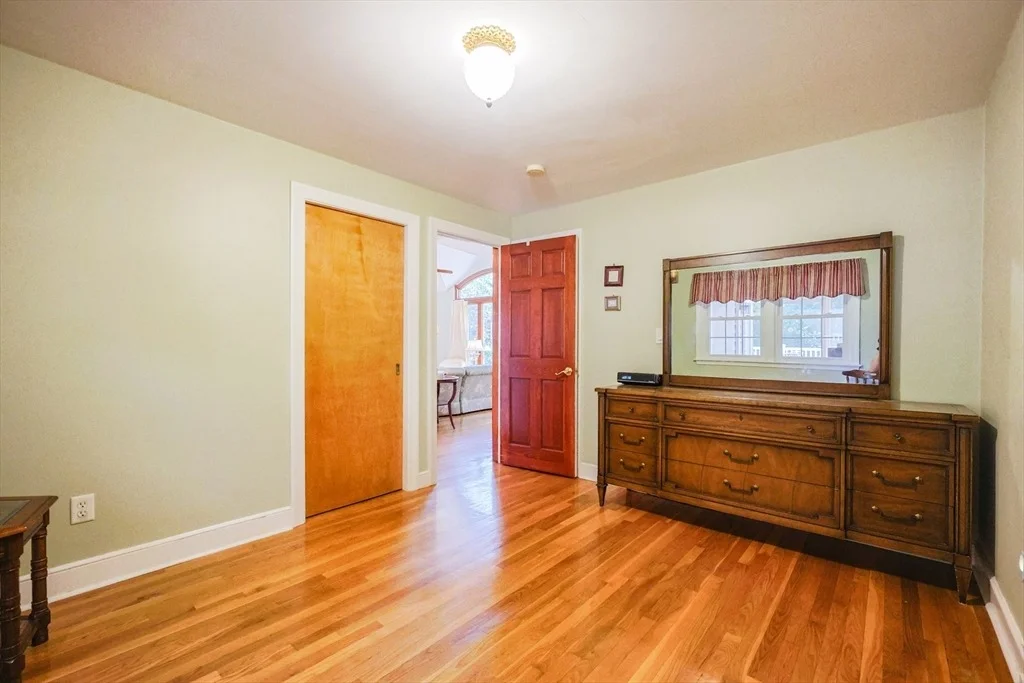 Photo of 60 Deerfield