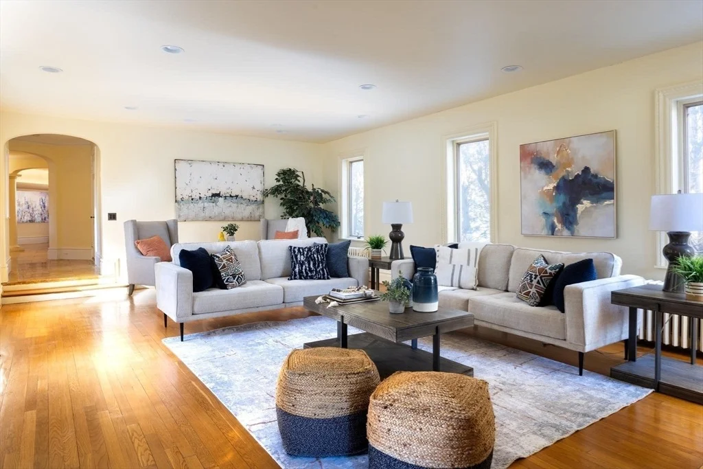 Photo of 205 Waban Ave