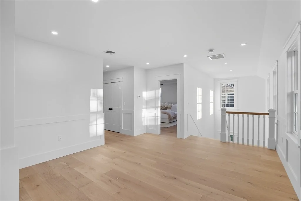 Photo of 2 Mariner Way