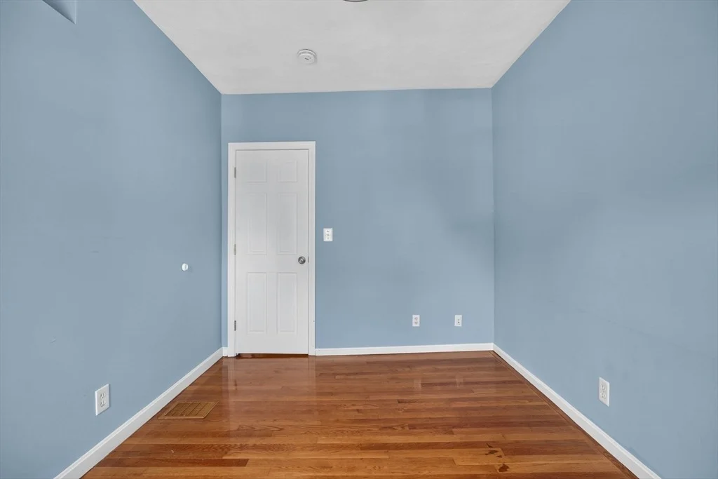 Photo of 18 Henry St