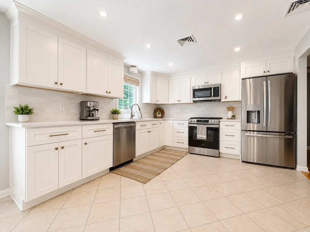 Photo of 8 Concord Rd