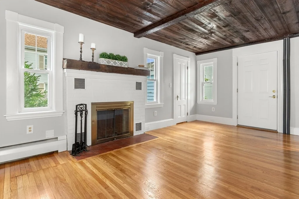 Photo of 18 Hardy St