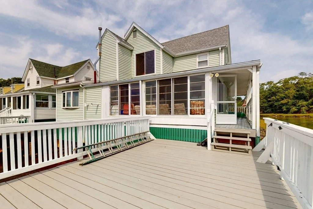 Photo of 9 Parkview Ave