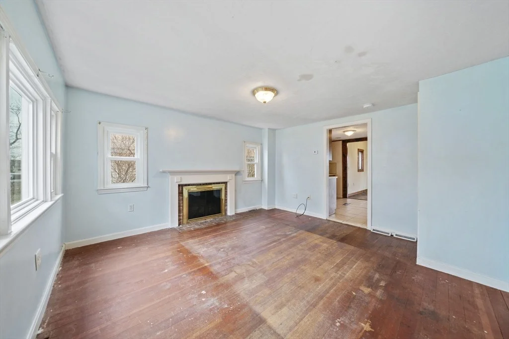 Photo of 93 Franklin St