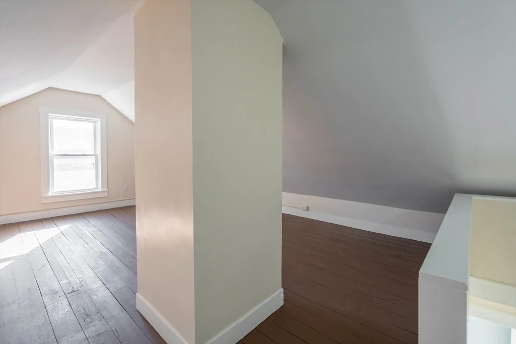 Photo of 33 High St