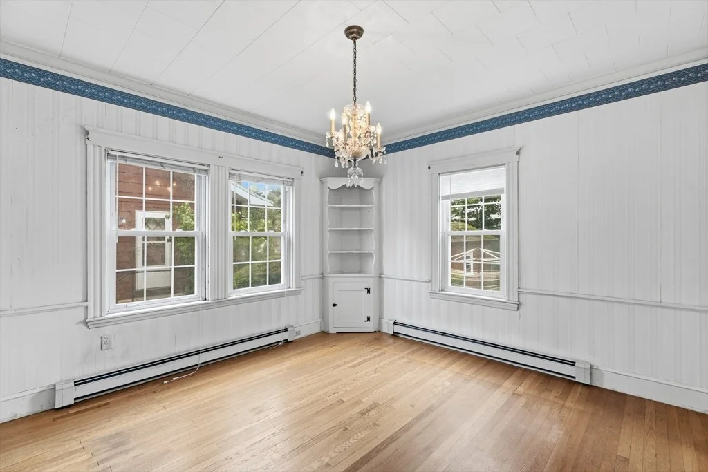 Photo of 16 Elmlawn Rd
