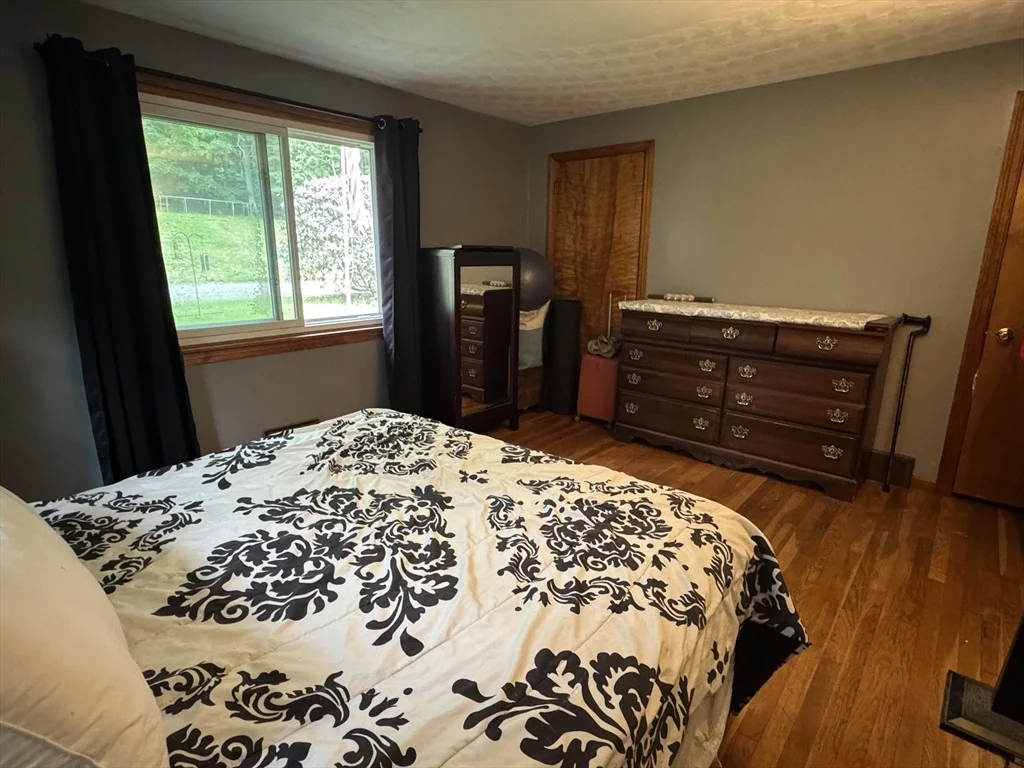 Photo of 48 Clearview Dr