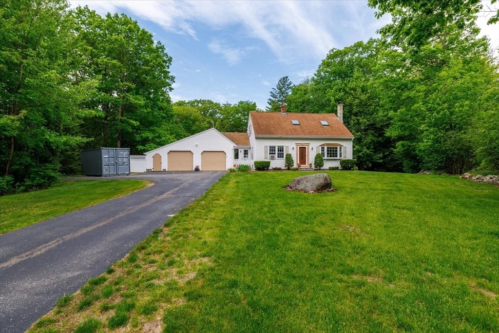 Photo of 100 Corey Hill Rd