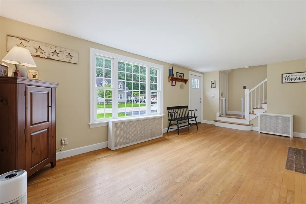 Photo of 4 Loring St