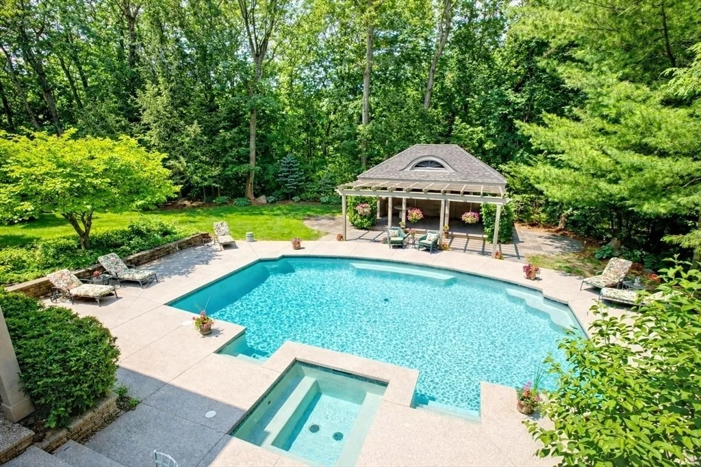 Photo of 20 Cobblestone Place