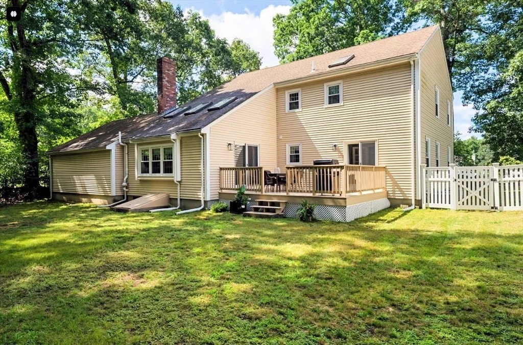Photo of 14 Dotty Ann Dr
