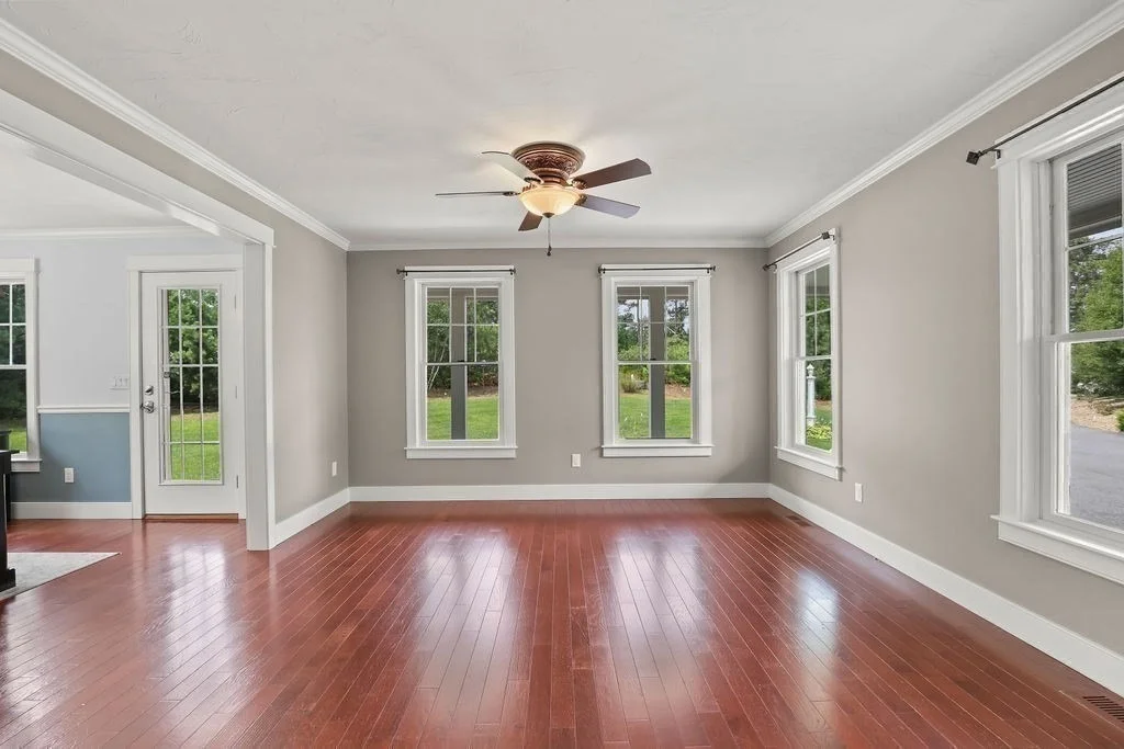 Photo of 10 Pond Edge Trl