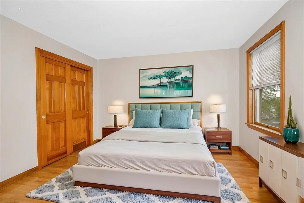 Photo of 91 Leonard Circle