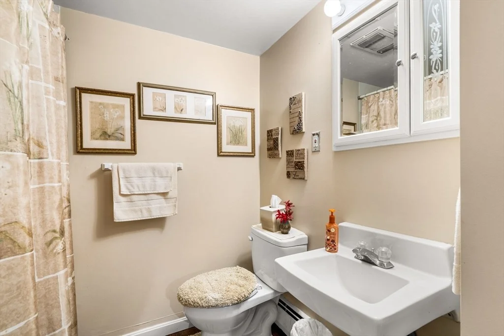 Photo of 33 Jefferson St