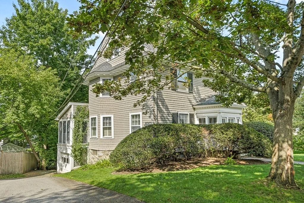 Photo of 19 Glengarry Road