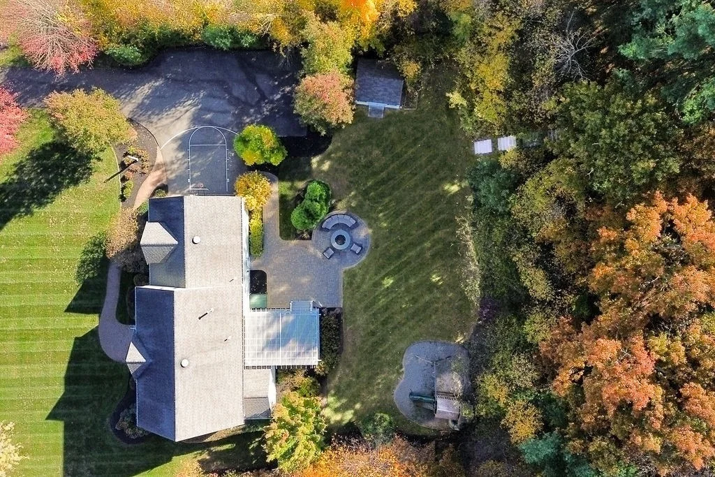 Photo of 227 Mohawk Rd