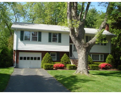 Photo of 26 Lucy Dr