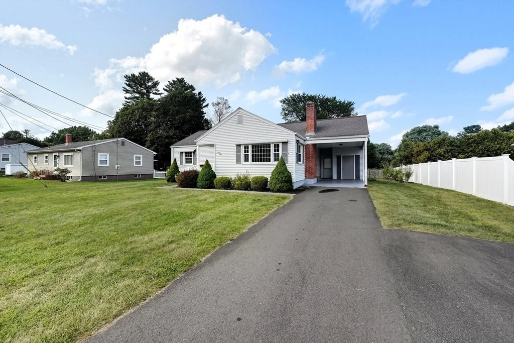 Photo of 69 Beveridge Blvd