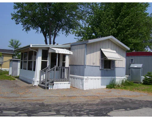 Photo of Unit 107 at 557-107 Southwest Cutoff