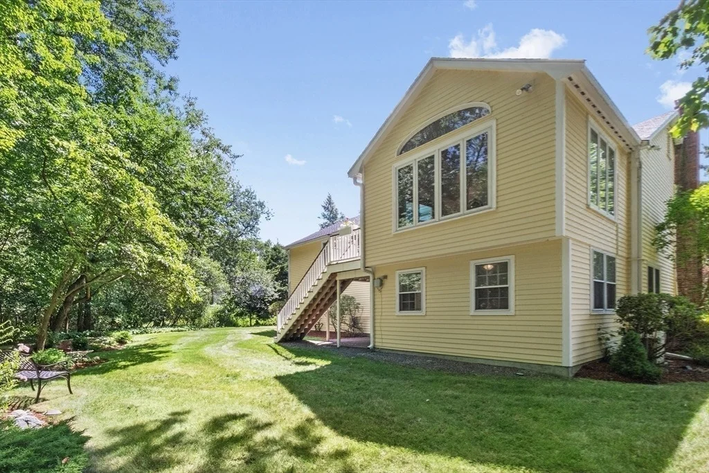 Photo of 20 Village Cir