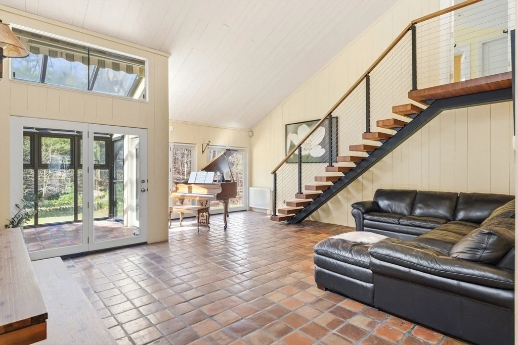 Photo of 40 Kennel Hill Drive