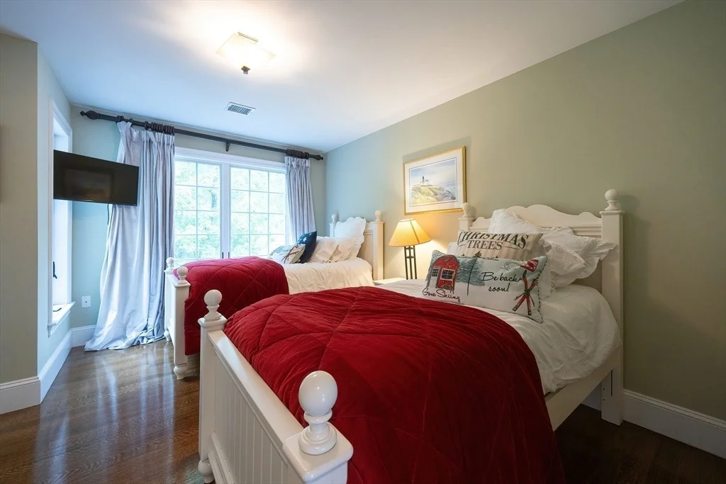 Photo of 5 Copperbeech Circle