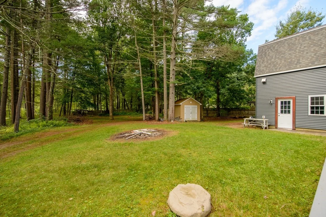 Photo of 135 Lowell Rd
