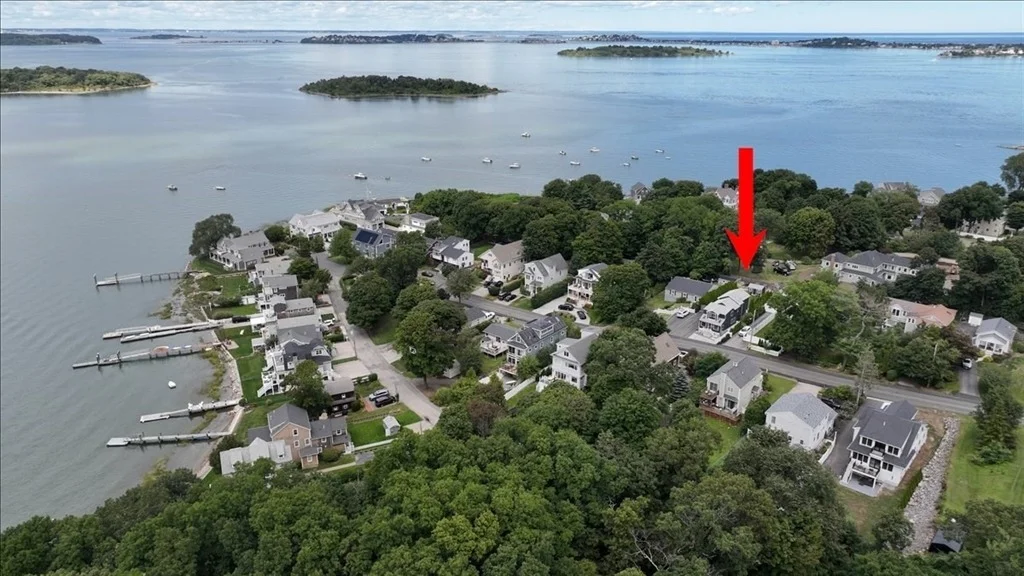 Photo of 199 Wompatuck Road