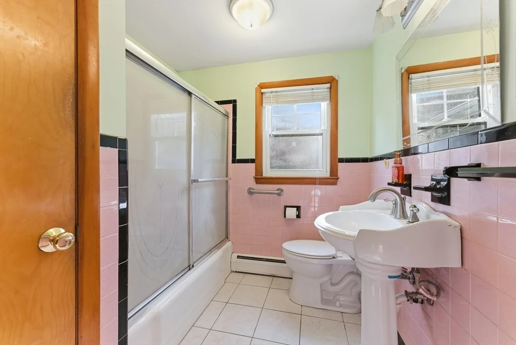Photo of 18 Smith Avenue