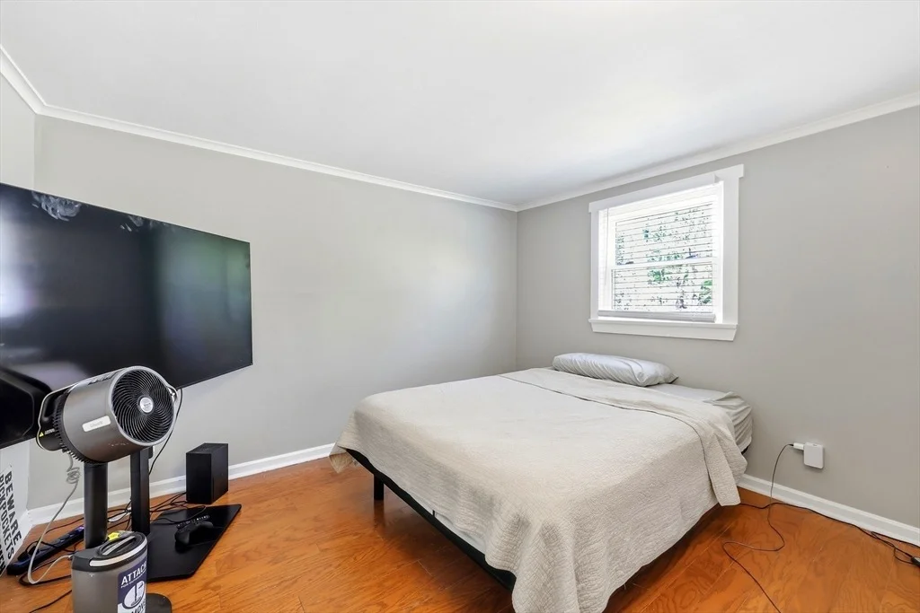 Photo of 77 Carmody Rd