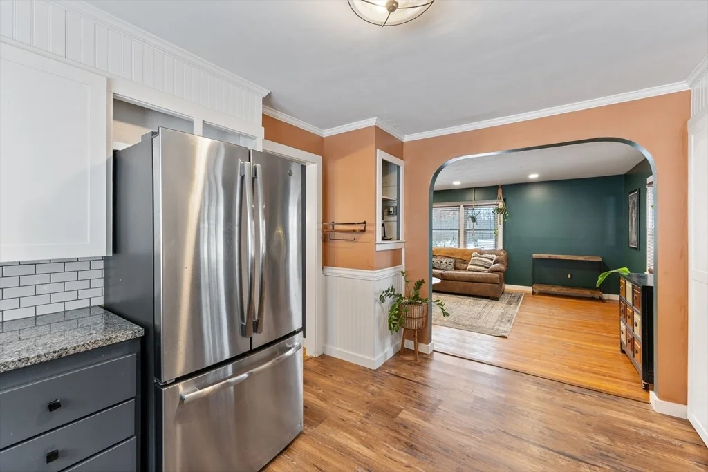 Photo of 1180 Calkins Rd