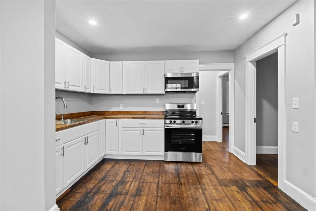Photo of 46 Sherman Ln
