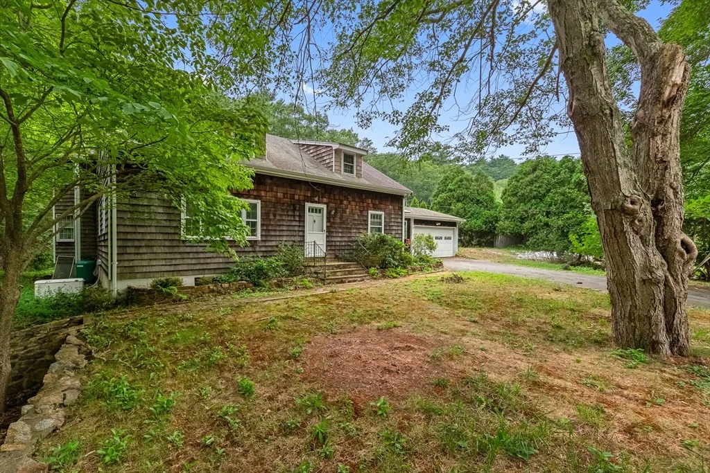 Photo of 166 Pine St