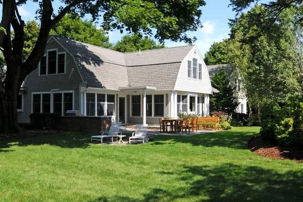 Photo of 617 Main Street
