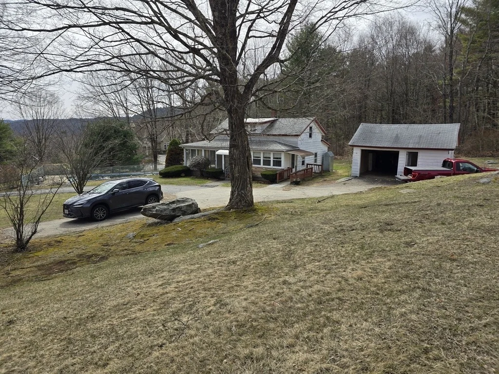 Photo of 205 Hardwick Rd