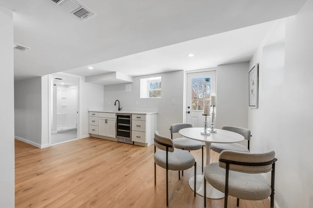 Photo of 150 Grove St