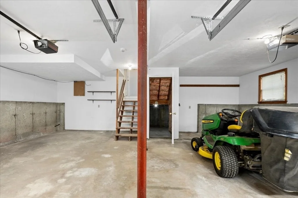 Photo of 25 Collier Cir