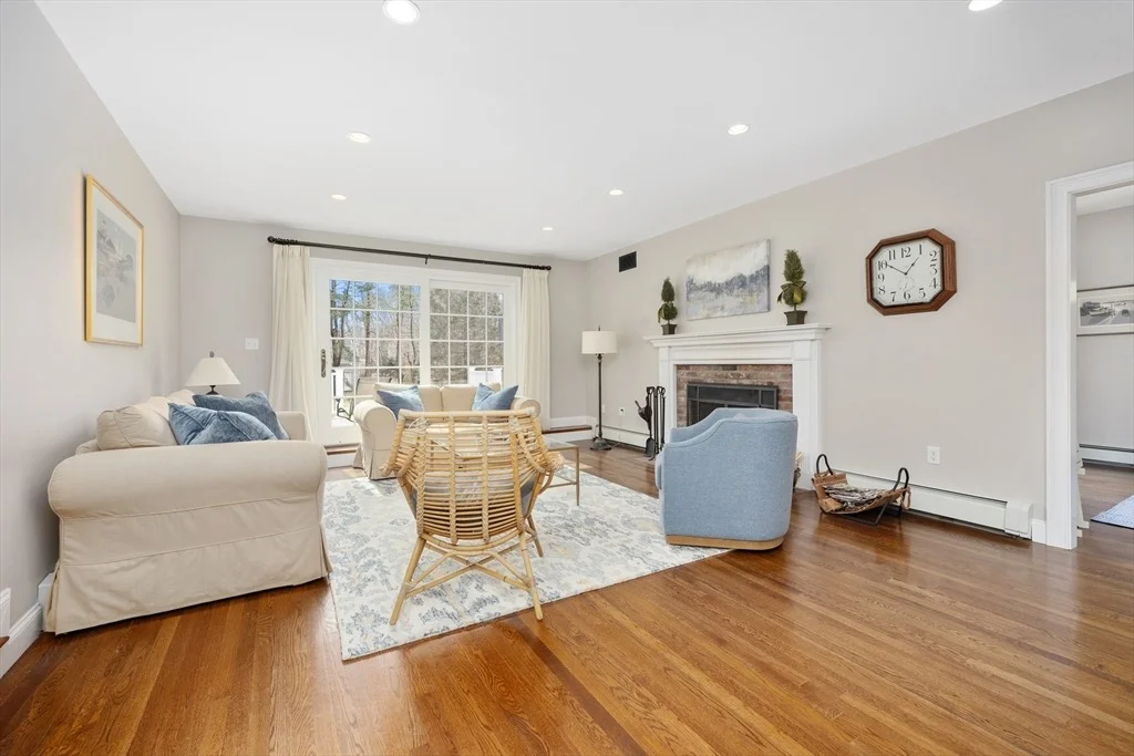 Photo of 7 Spring Ln