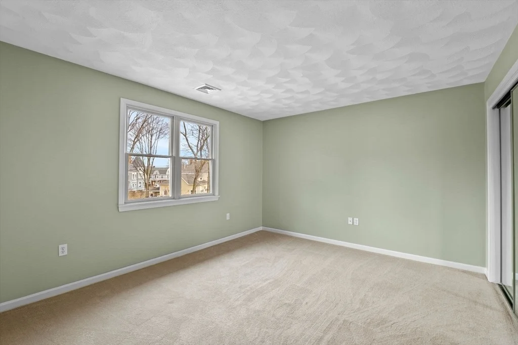 Photo of 7 Hilltop Drive