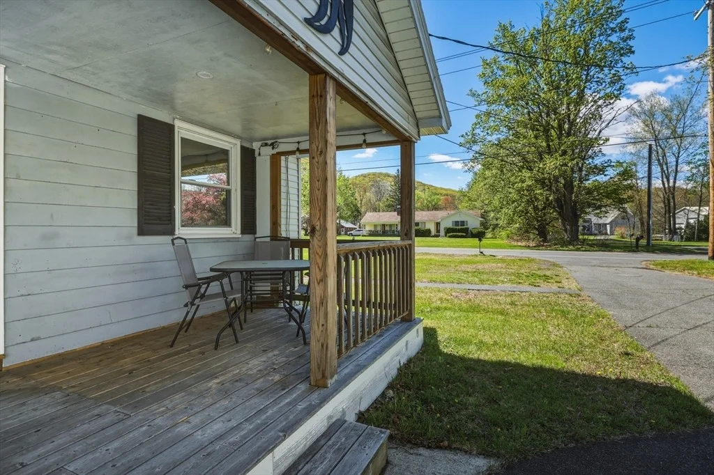 Photo of 282 Bay Rd