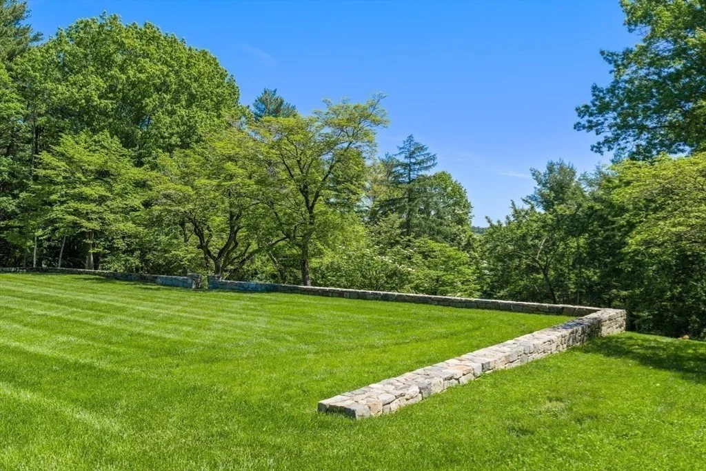 Photo of 15 Farm Street