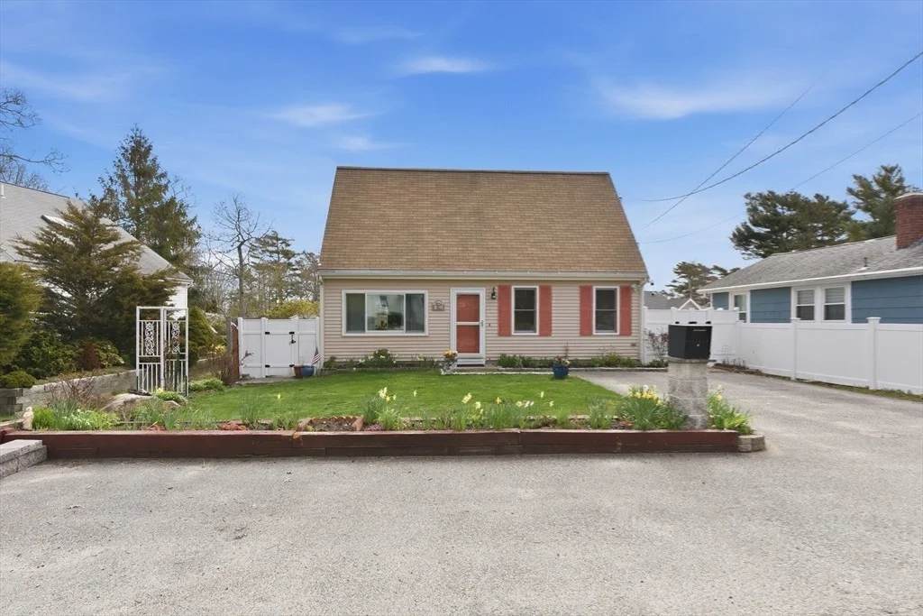 Photo of 91 Cohasset Rd