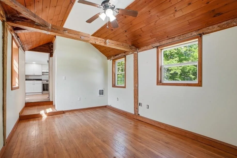 Photo of 5 Pleasant St