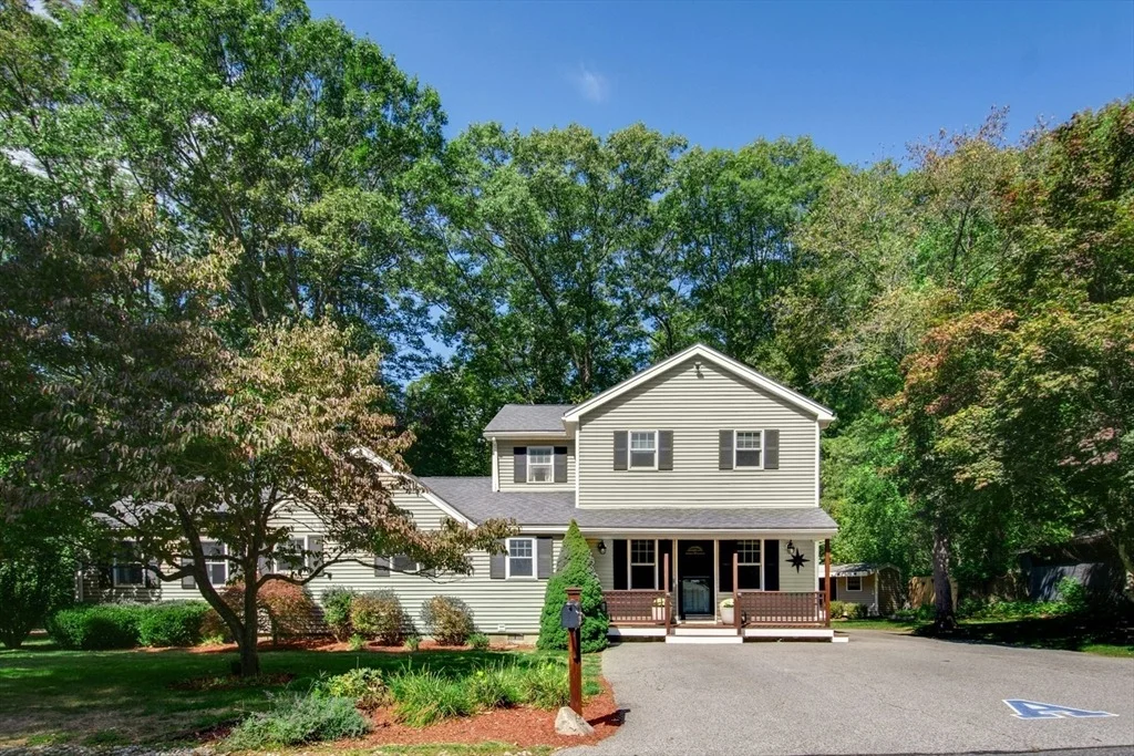 Photo of 8 Raymond Way